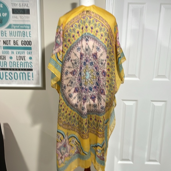 Woven heart yellow kimono cover up - Picture 4 of 6
